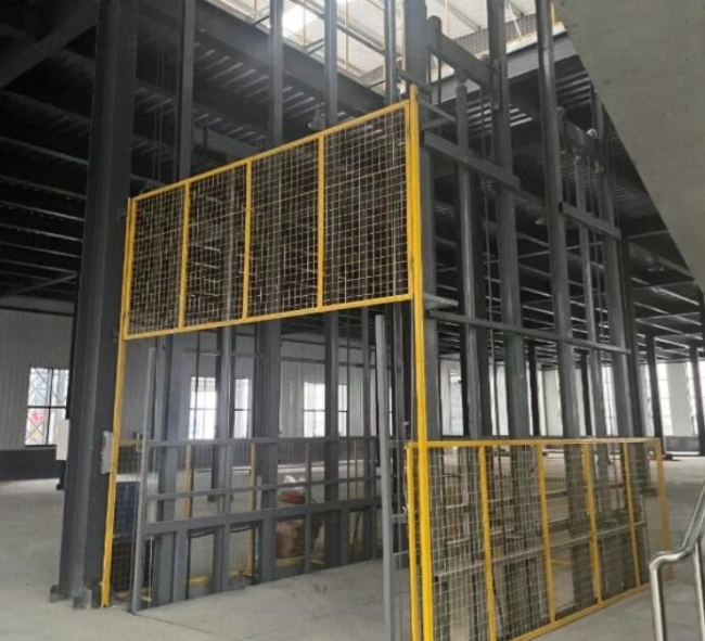 幸福路街道请详细介绍一下货梯安装在室外的维护方法